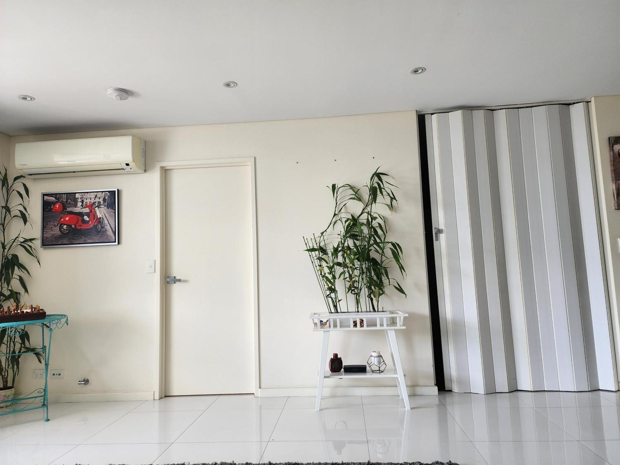 Parramatta Shared Apartment Сидней Номер фото